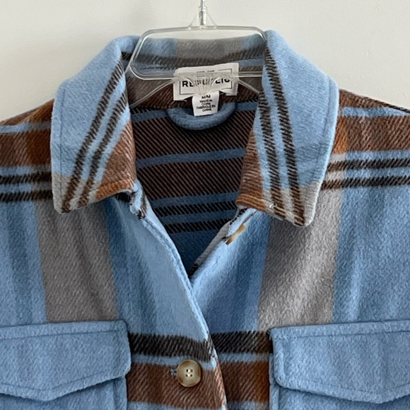 For the REPUBLIC Women's Cropped Plaid Thick Flannel Jacket Shacket Size M New - Picture 2 of 15